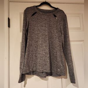 😎 Layer8 gray long sleeve active top